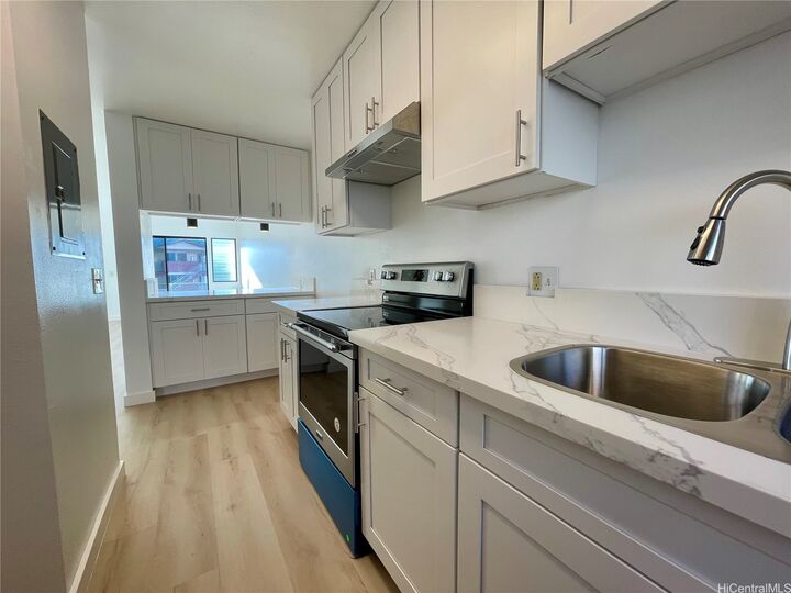 Property Photo:  98-660 Moanalua Loop 190  HI 96701 