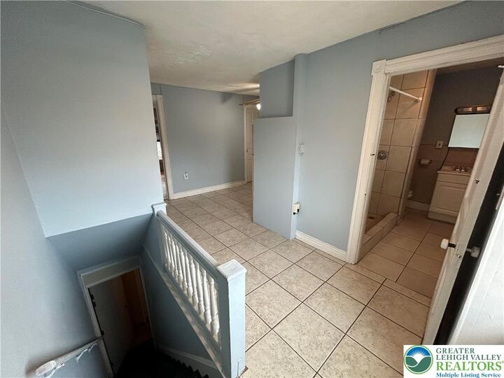 Property Photo:  717 N 7th Street 3  PA 18102 