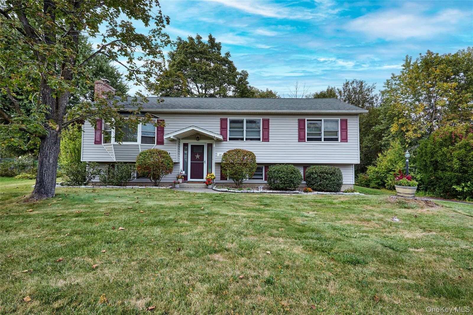 Property Photo:  26 Scott Drive  NY 12590 