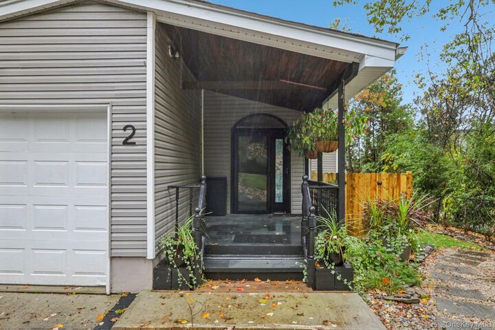 Property Photo:  2 Erica Lane  NY 10925 
