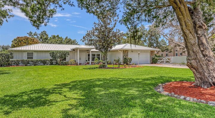 3764 Oak Grove Drive  Sarasota FL 34243 photo
