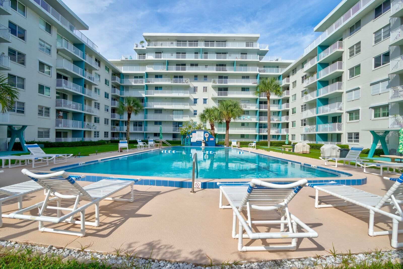 Property Photo: 2727 N Atlantic Avenue 4120 FL 32118