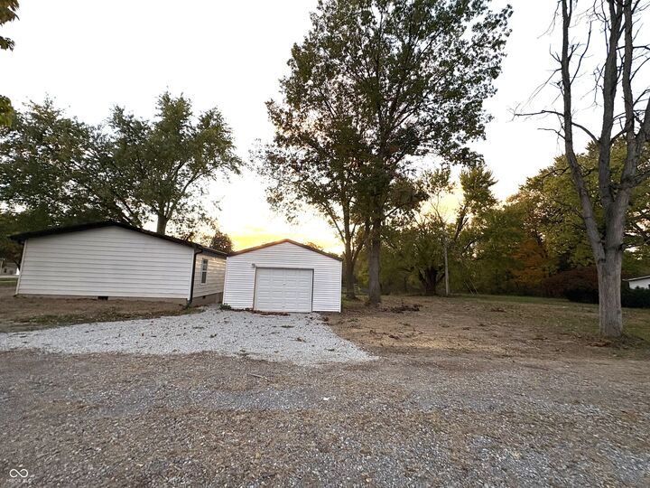 Property Photo:  708 W Main Street  IN 47989 