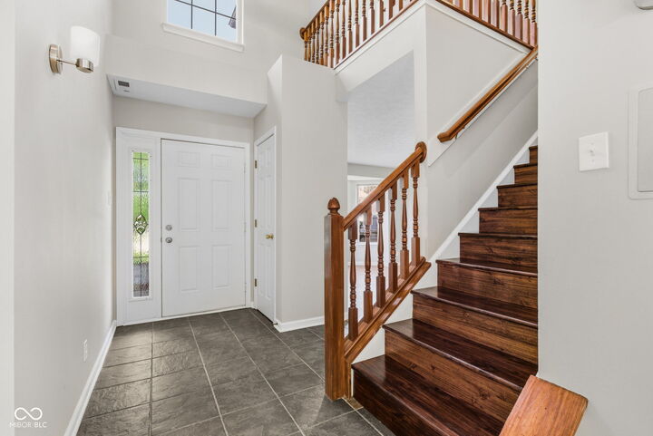 Property Photo: 10873 Glazer Way IN 46038