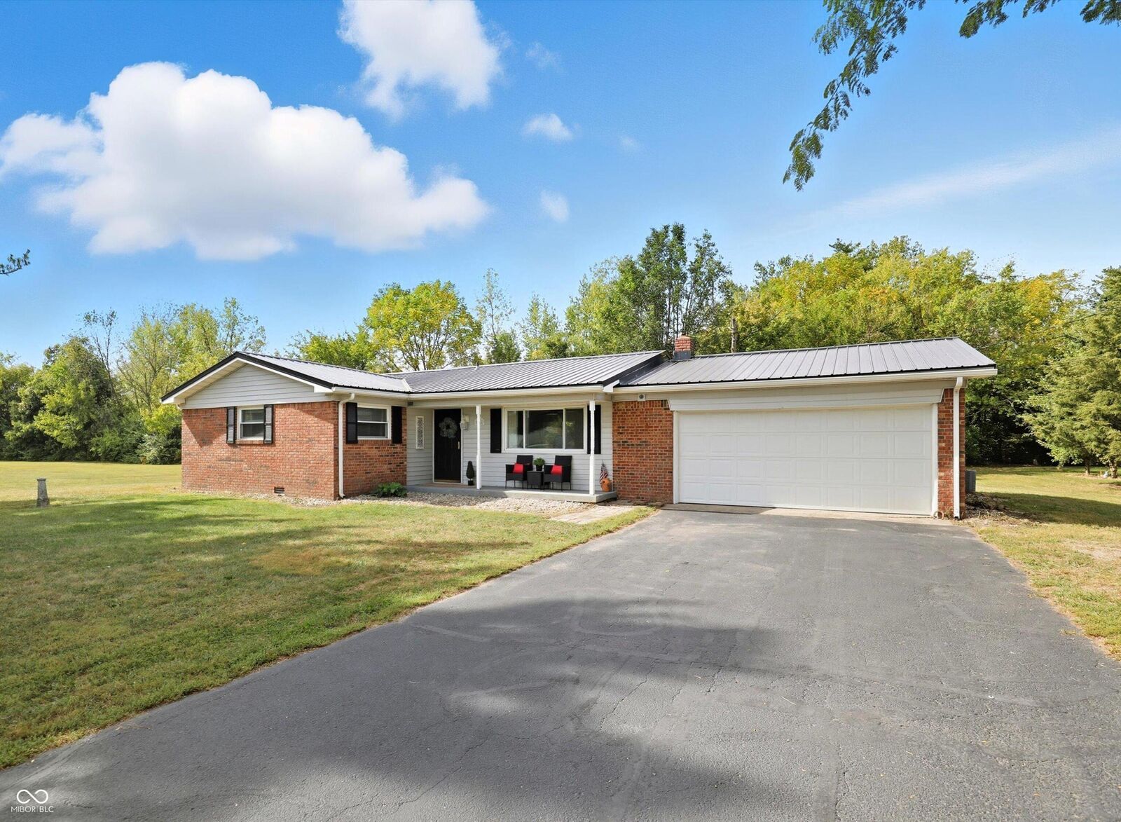 Property Photo:  5814 N 400 W  IN 46068 