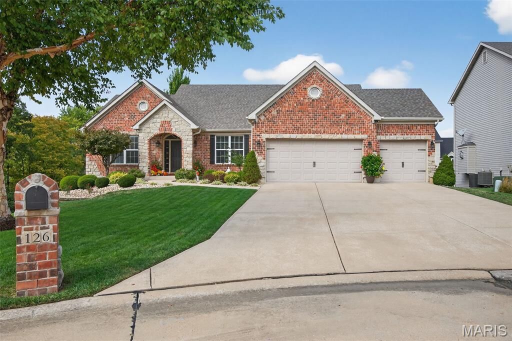 Property Photo: 126 Sterling Crossing Drive MO 63368