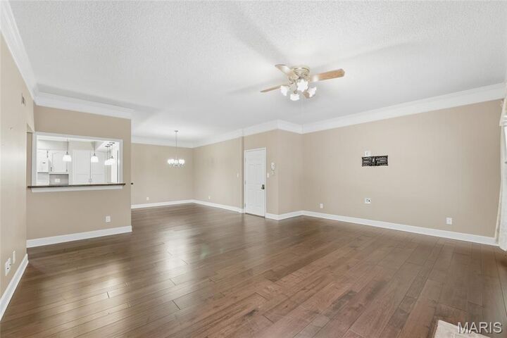 Property Photo:  698 Trailcrest Court 5  MO 63122 