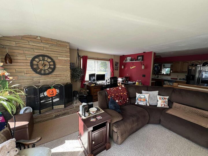 Property Photo: 644 W Greenfield St WI 53121