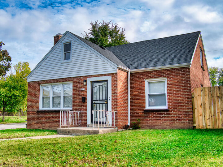 Property Photo: 4576 N 40th St WI 53209