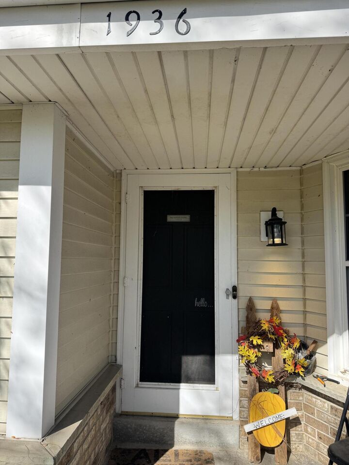 Property Photo: 1936 Cliff Alex Ct WI 53189