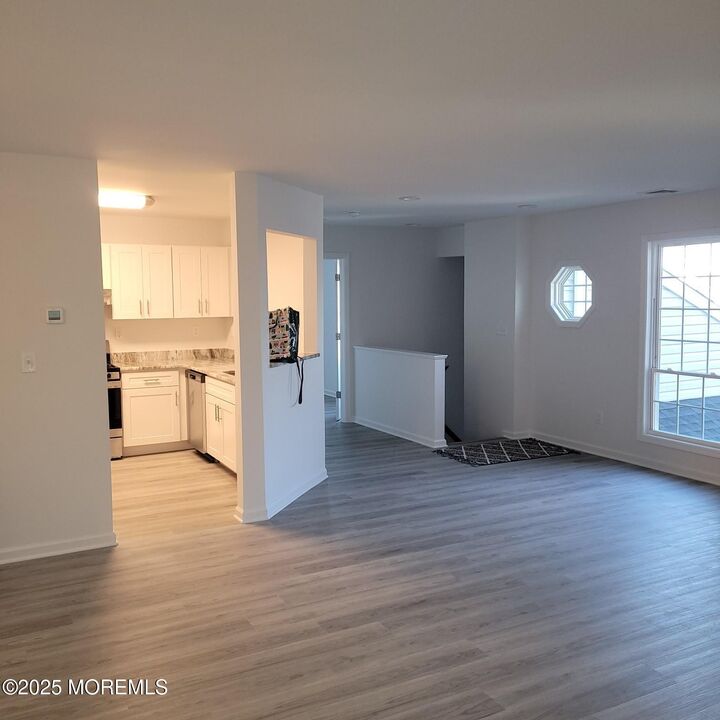 Property Photo:  373 Yorkshire Place  NJ 07751