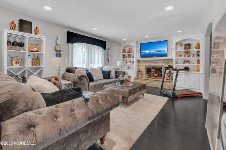 Property Photo:  41 Longstreet Road  NJ 07726