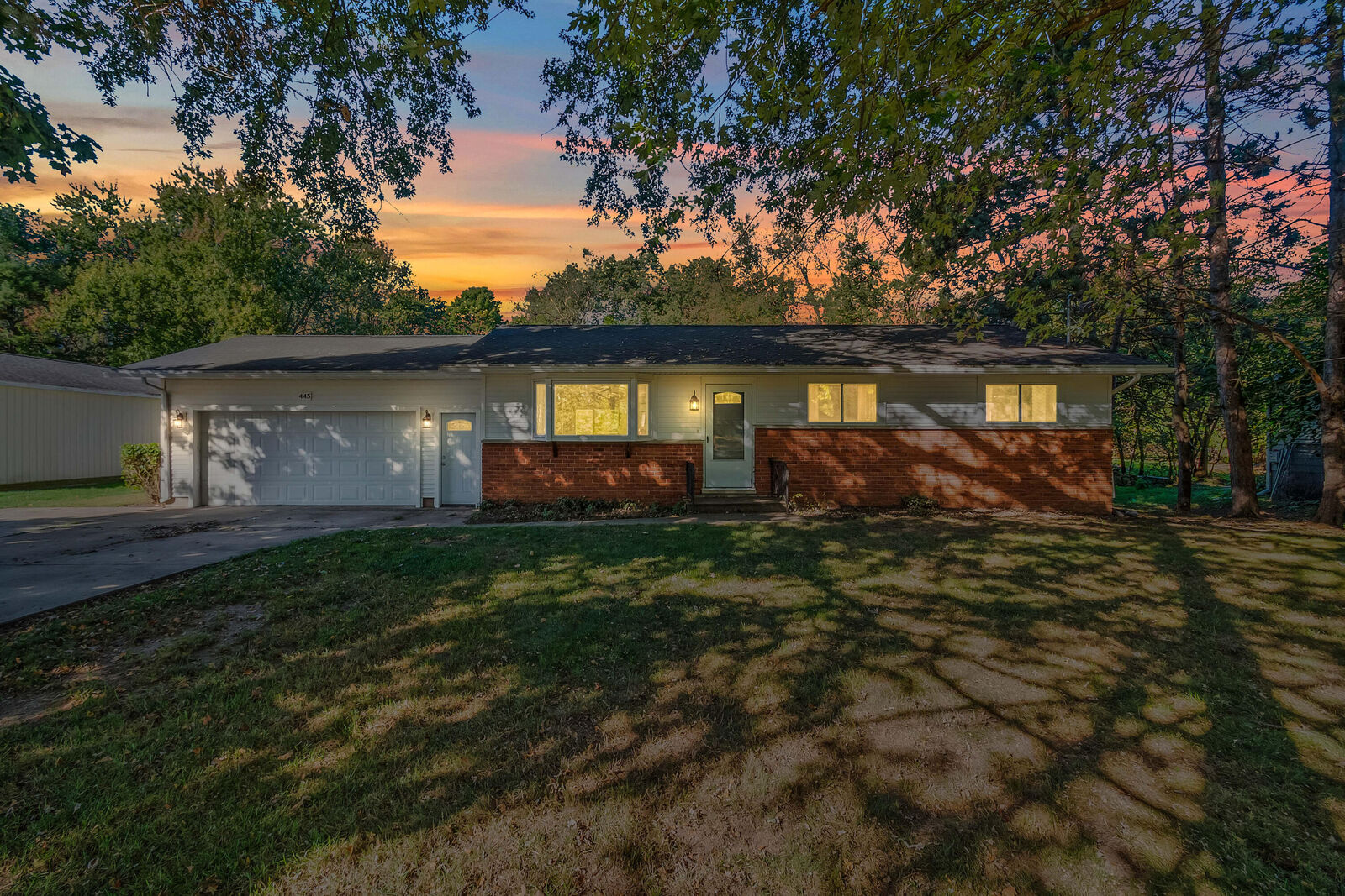 Property Photo: 445 Skyline Drive MI 49246