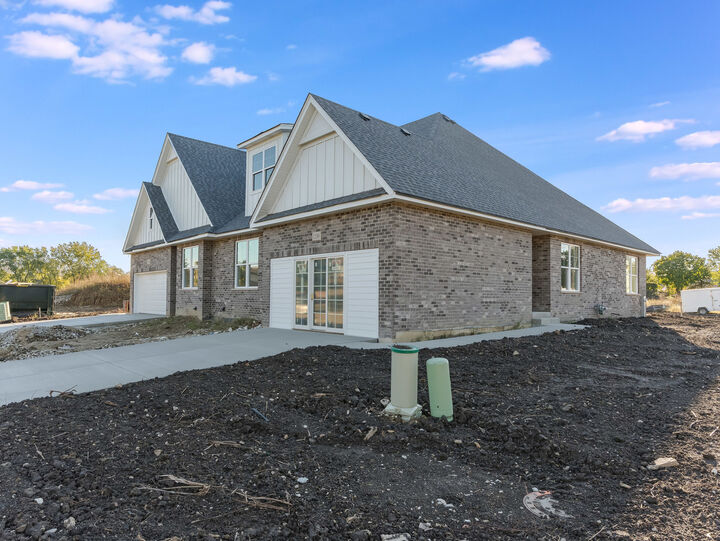 Property Photo: 1232 Prairie Lane 5-A IL 60439