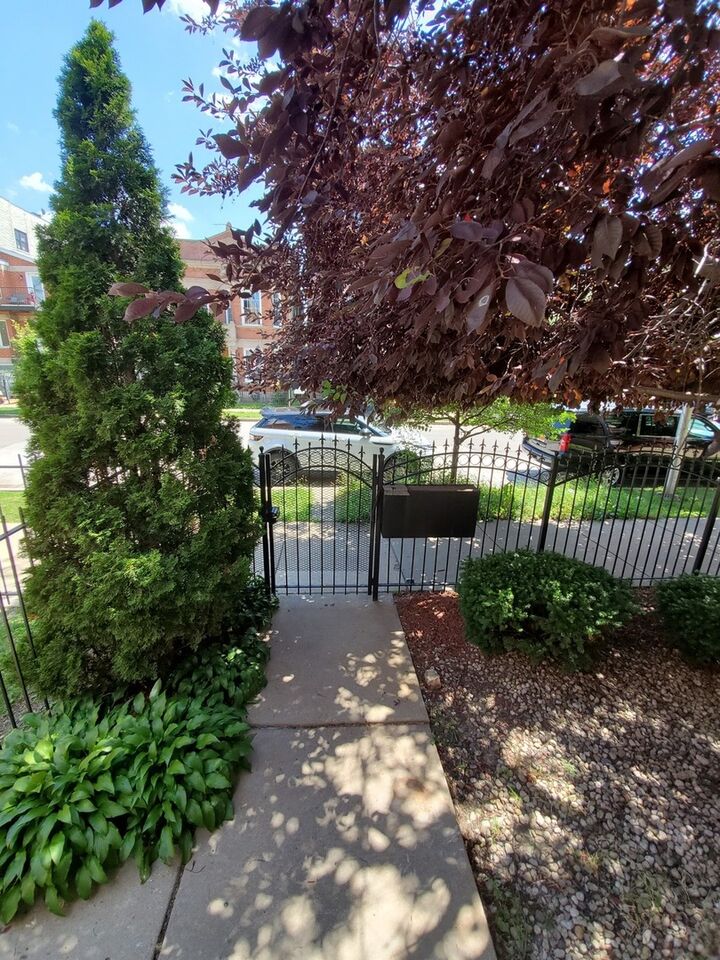 Property Photo:  2226 W Monroe Street 3  IL 60612 