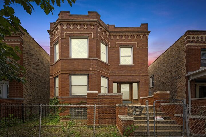 1320 N Homan Avenue  Chicago IL 60651 photo