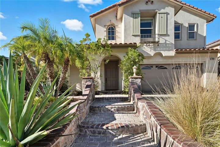 Property Photo:  28459 Falcon Crest  CA 91351 