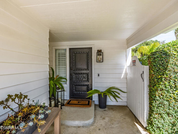 Property Photo: 5235 Evanwood Avenue CA 91377