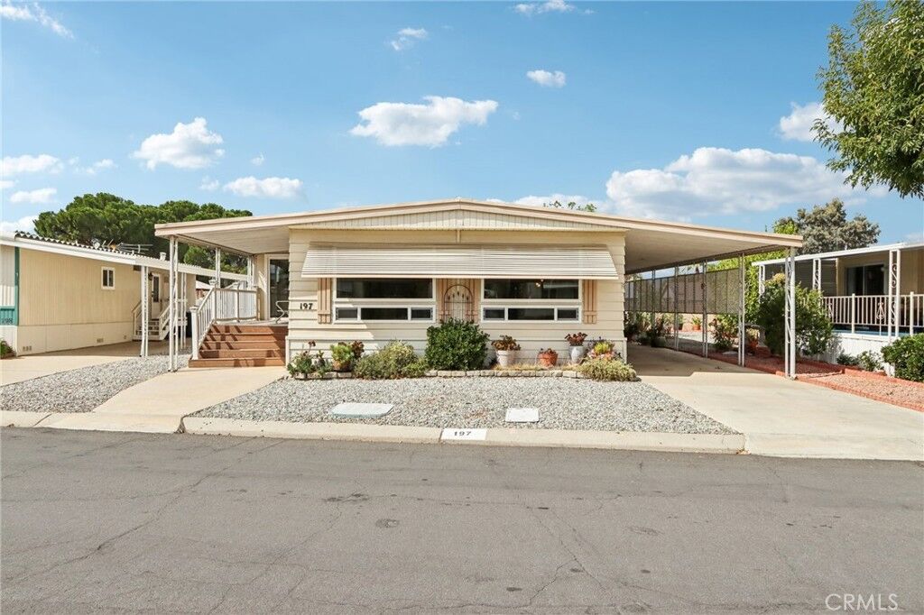 Property Photo:  27601 Sun City Boulevard 197  CA 92586 