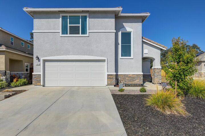 Property Photo: 1041 Willow Drive CA 95640