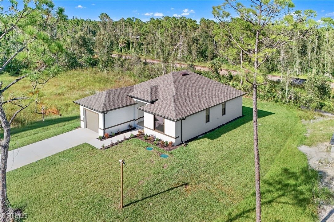 Property Photo: 12460 Catalina Drive FL 33955
