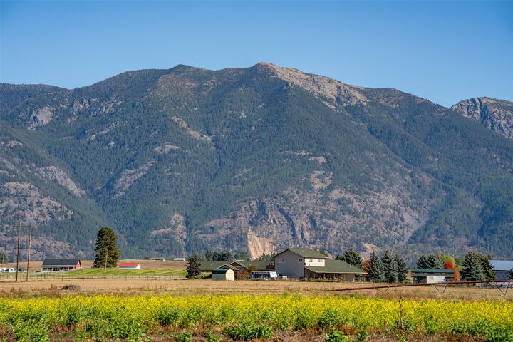 Property Photo: 2049 Homestead Trail MT 59912