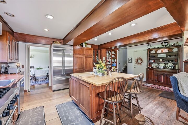 Property Photo: 740 Fairway Drive OH 44483