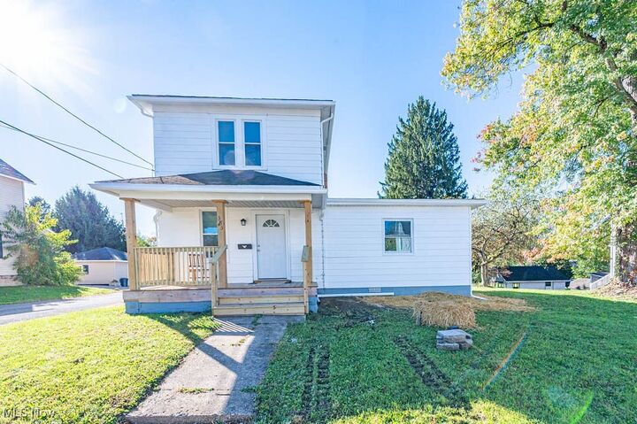 385 Park Avenue  East Palestine OH 44413 photo