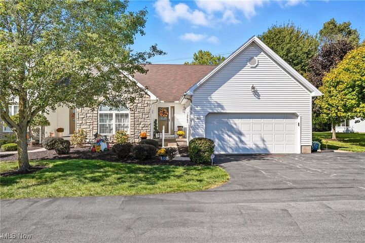 601 E Western Reserve Road  Youngstown OH 44514 photo