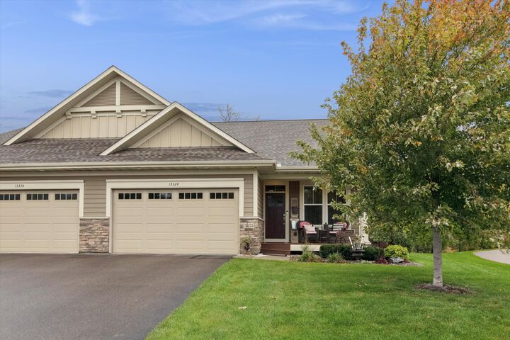 13324 Hillsboro Avenue  Savage MN 55378 photo
