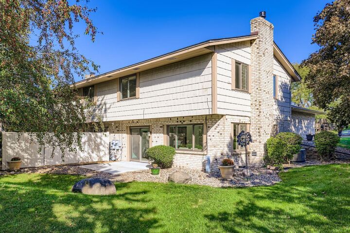 Property Photo: 2781 Robinwood Way MN 55125