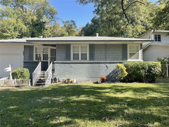 Property Photo: 6315 Scyene Road TX 75227