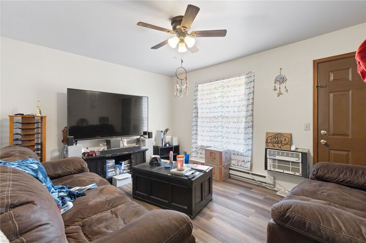 Property Photo: 105 Division Avenue AR 72687