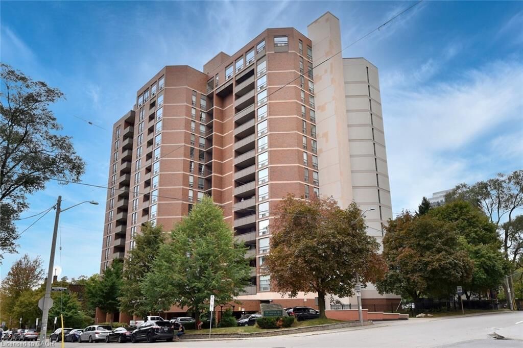 Property Photo: 222 Jackson Street W 606 ON L8P 4S5