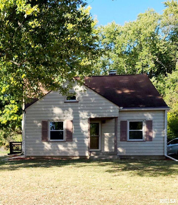 7021 W Southport Road  Peoria IL 61615 photo
