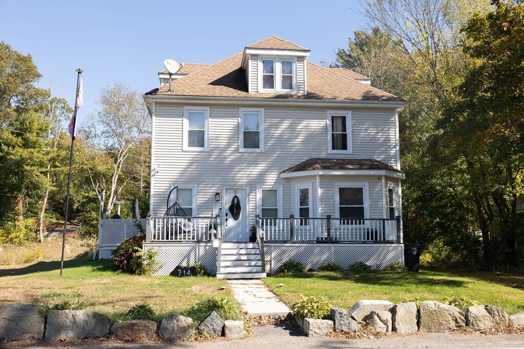 Property Photo: 214 Winter St MA 02382
