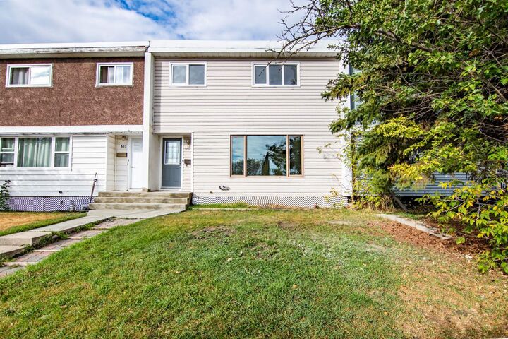 Property Photo: 604 Terrace Park AB T4N 1V8