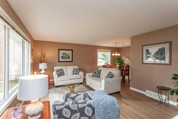 Property Photo: 146 Welton Crescent AB T4N 6B3