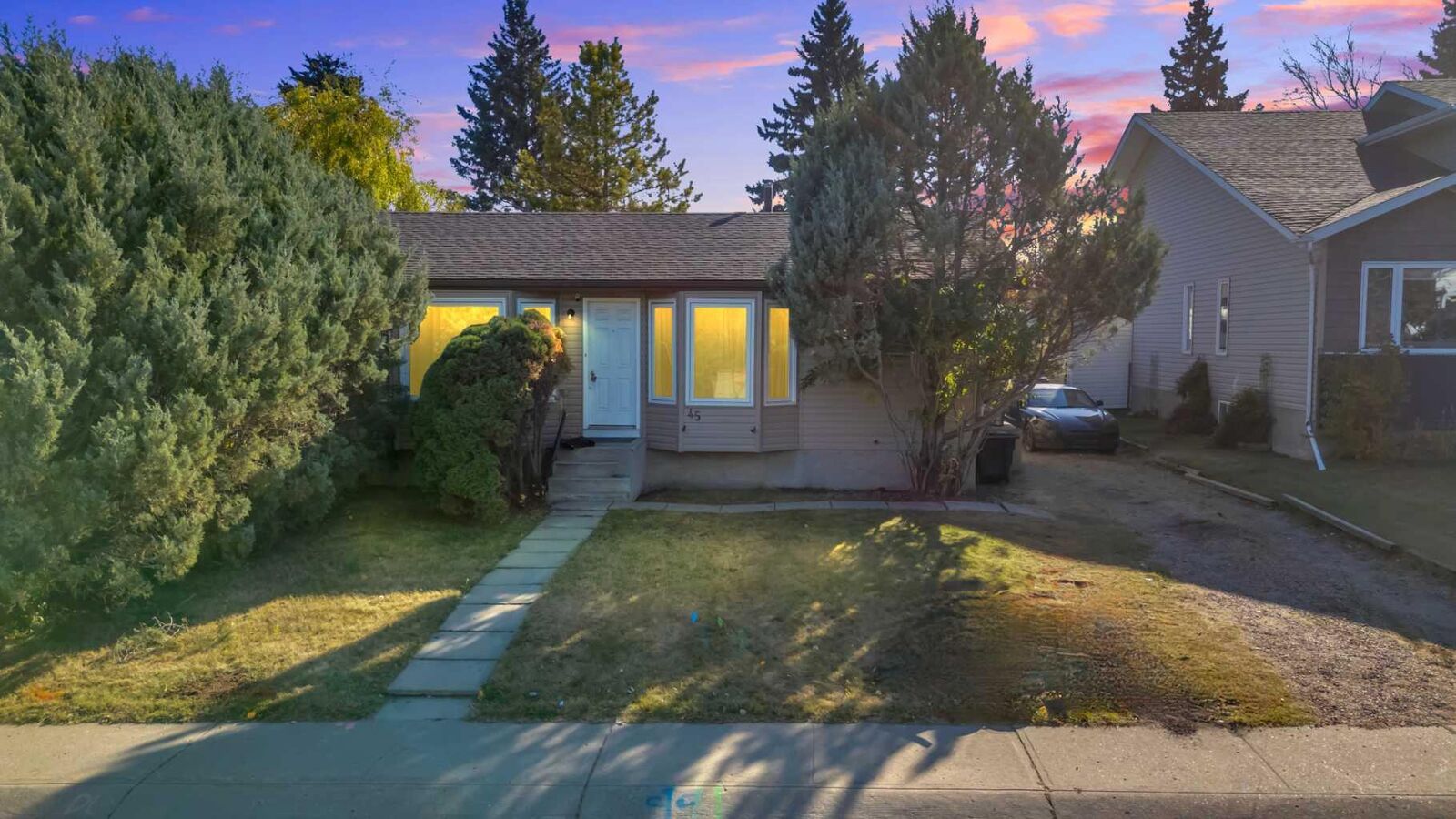 Photo de la propriété: 45 Bruns Crescent AB T4L 1N9