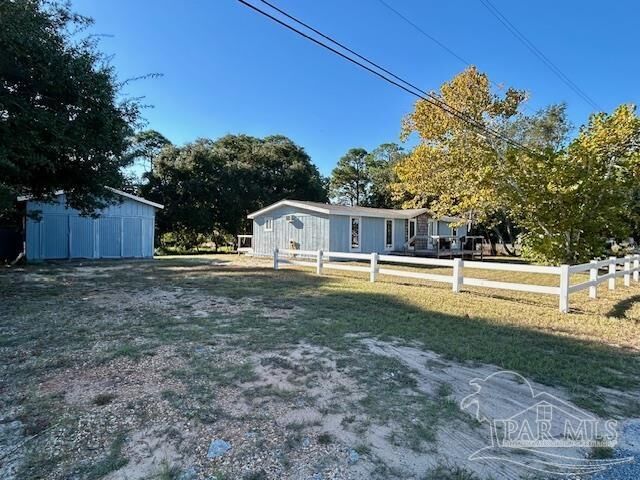 Property Photo: 1761 Kell Rd FL 32563