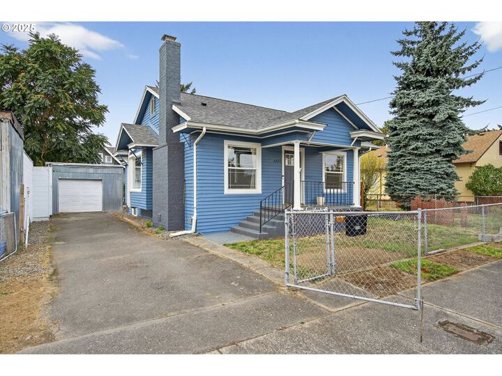 Property Photo:  6415 SE 93rd Ave  OR 97266 