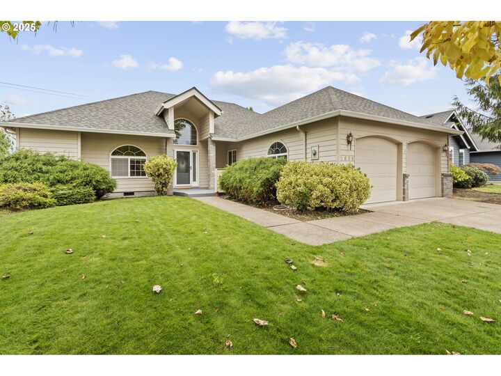 1656 Iron Horse Rd  Eugene OR 97402 photo