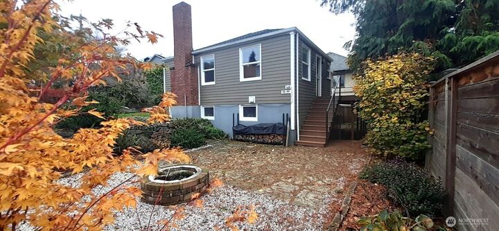 Property Photo:  8011  Burke Avenue N  WA 98103 