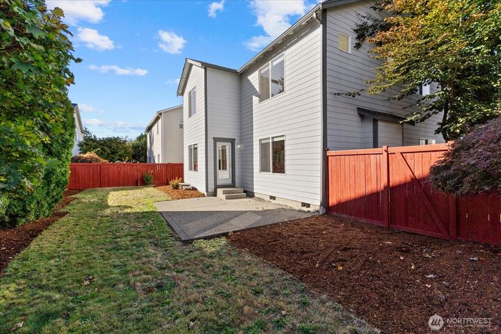 Property Photo: 17905 SE 259 Street WA 98042