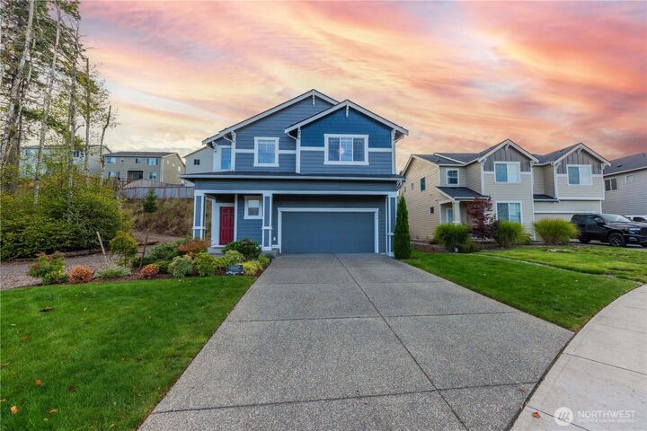 959  Baker Heights Loop  Bremerton WA 98312 photo