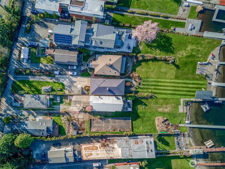 Property Photo:  10008  Rainier Avenue S  WA 98178 