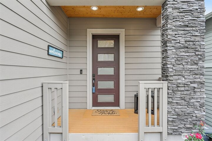 Property Photo:  12814  83rd Avenue Ct E  WA 98373