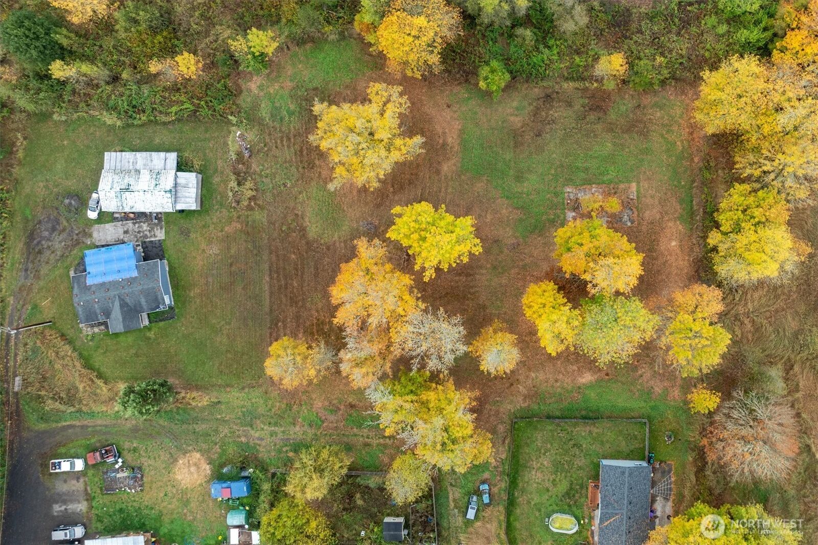 Property Photo: 425 E Main Street WA 98593