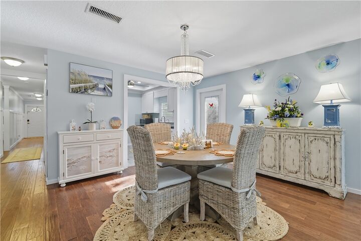 Property Photo:  676 Royal Palm Place  FL 32960 