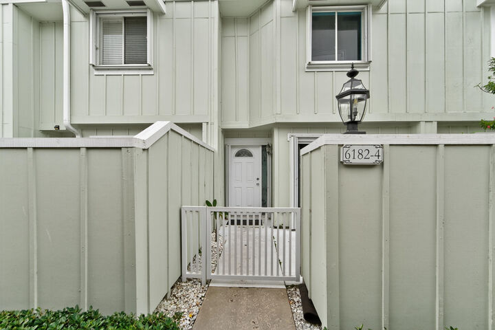 Property Photo: 6182 Riverwalk Lane 4 FL 33458